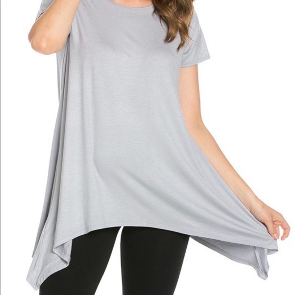 Brand new!! Piko Top in silver!